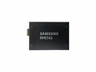 Samsung Datacenter SSD PM1743 3.84 TB