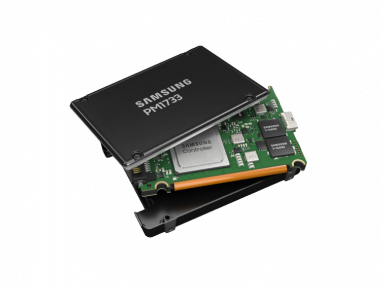Samsung Enterprise SSD PM1733 15.36 TB(MZWLJ15THALA-00007)